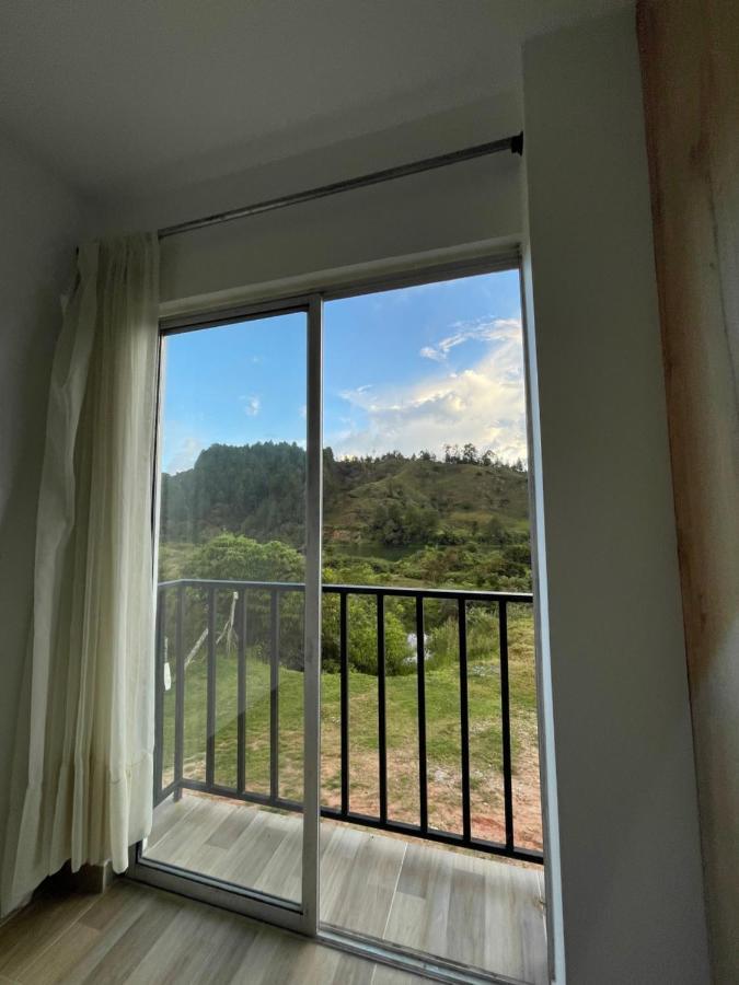 Vista Montana Guatape By Hope Lejlighed Eksteriør billede